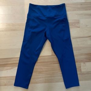 Zyia blue Capri leggings